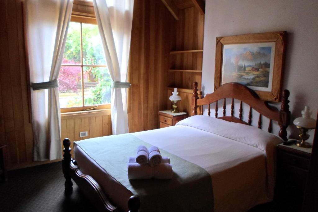 Apart Hotel Robles Del Sur San Martín de los Andes Quarto foto