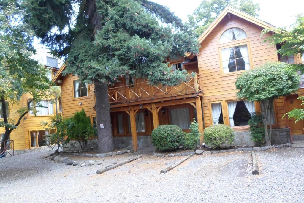 Apart Hotel Robles Del Sur San Martín de los Andes Exterior foto