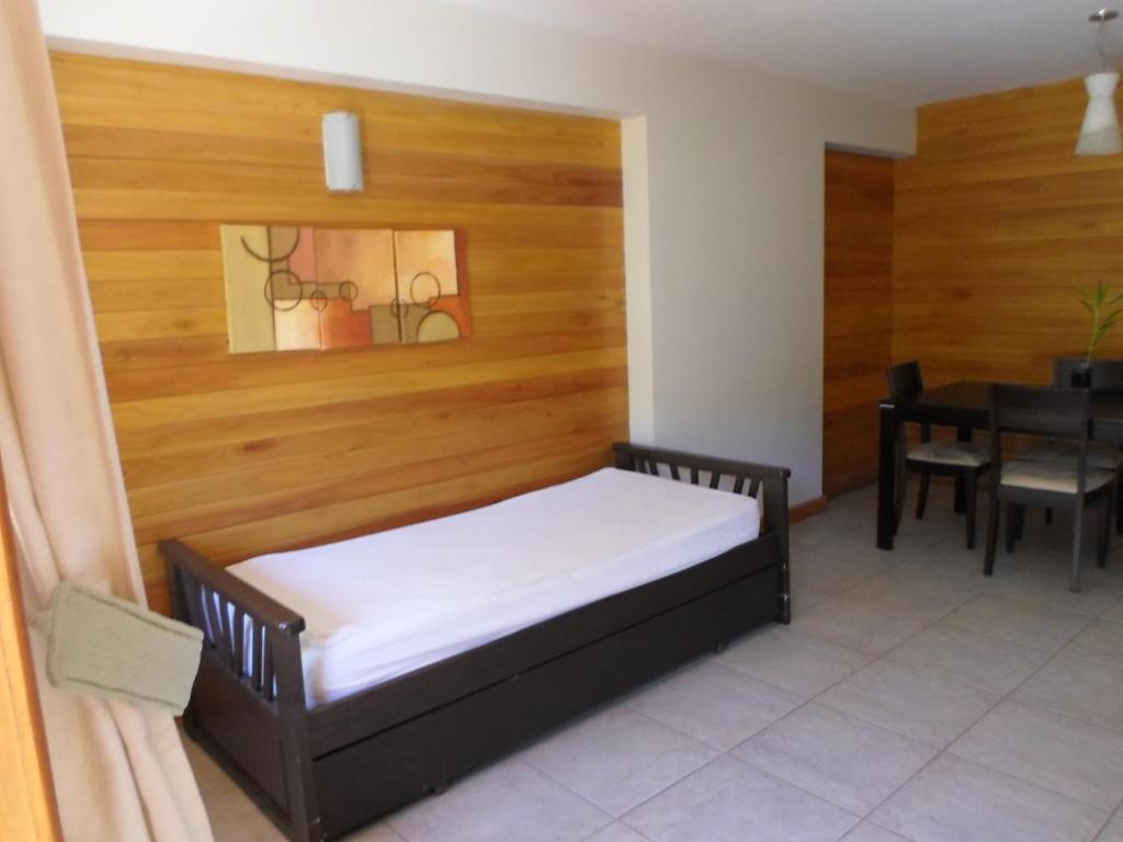 Apart Hotel Robles Del Sur San Martín de los Andes Quarto foto